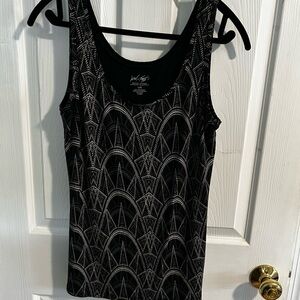 Lord & Taylor Black Silver Graphic Fitted Tank